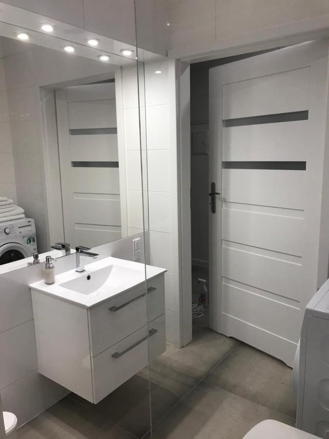 Klimatyczny Apartament Przy Bochenskim Rynku. Bochnia Exterior foto